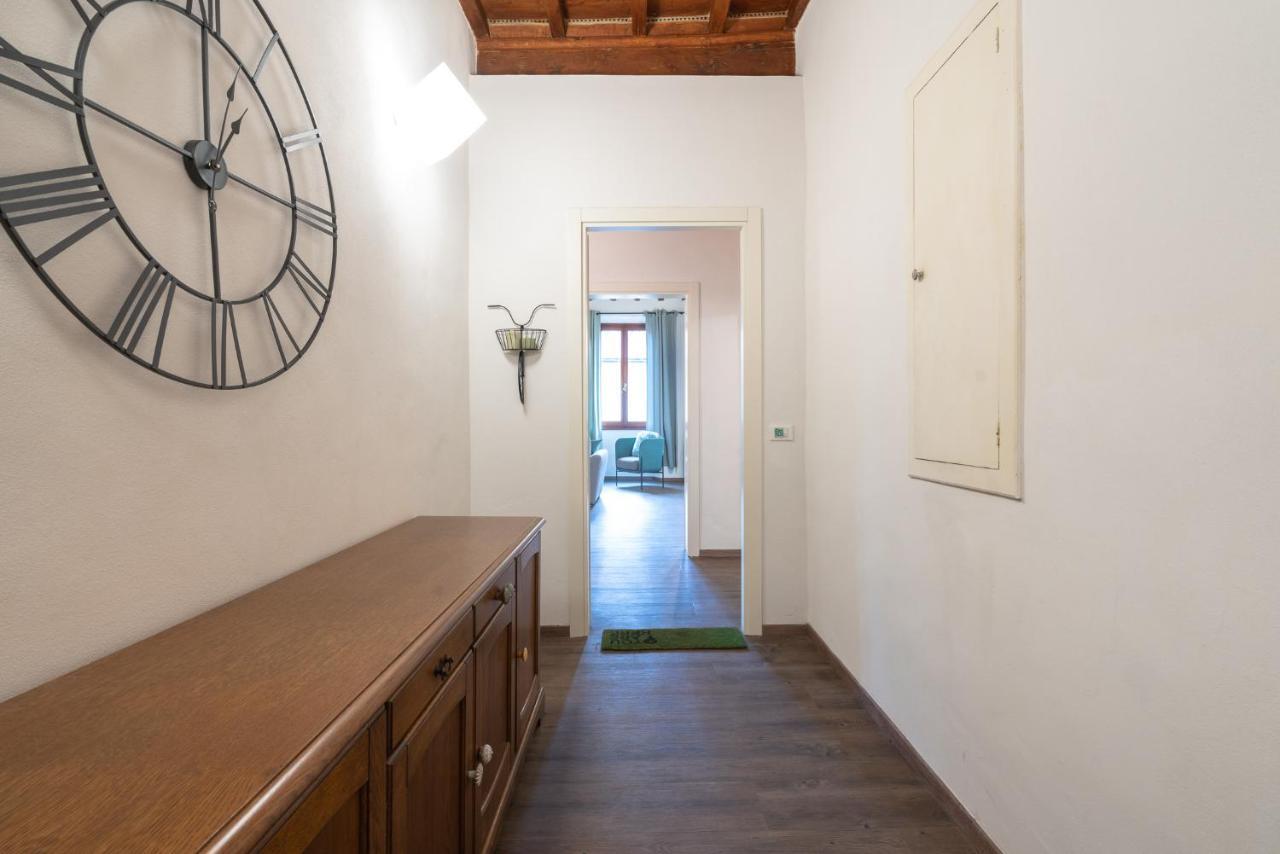 Elegant Green In San Gallo Florenz